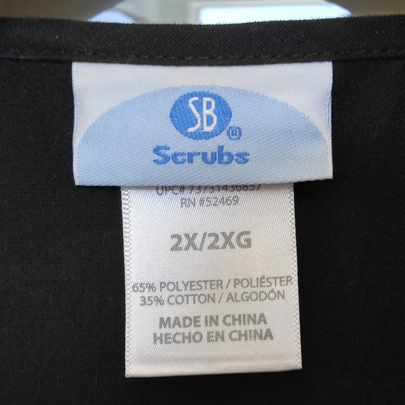 SB Scrubs Top Black with Three Pockets - Picture 5 of 5